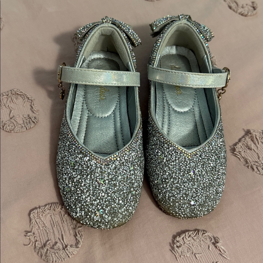 Glittery Silver Mary Jane Shoes with Bow